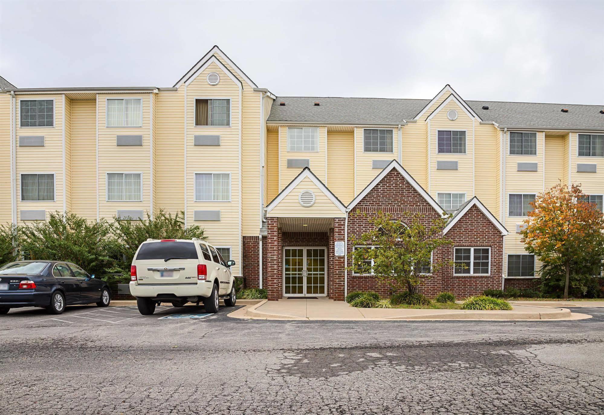 Motel 6 Bartlesville Exterior photo