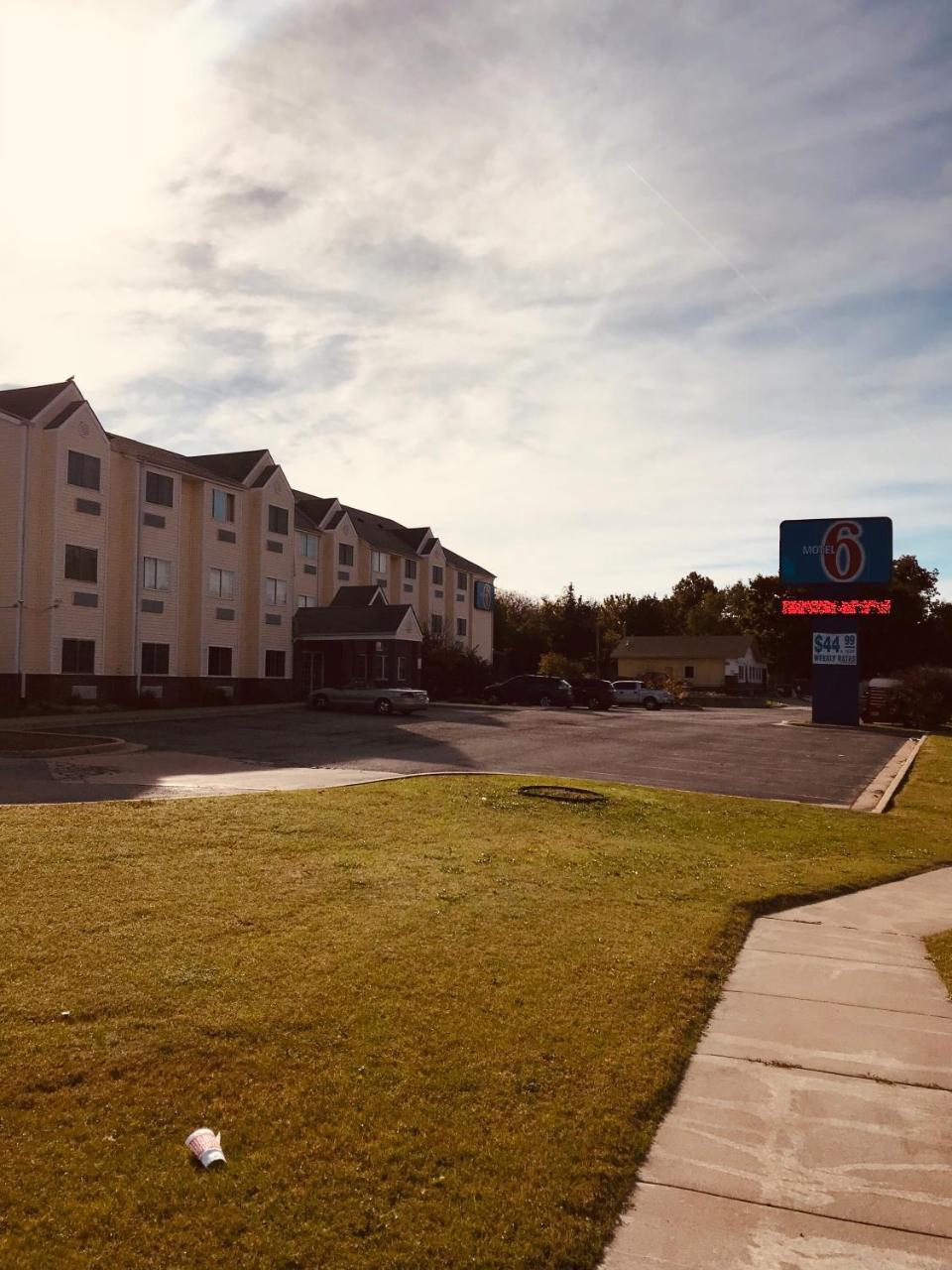 Motel 6 Bartlesville Exterior photo