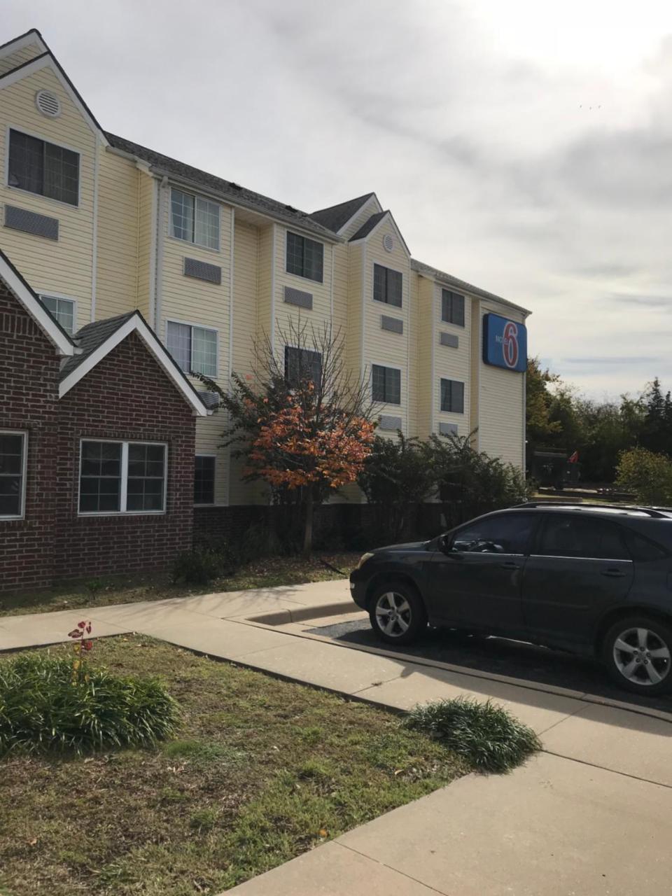 Motel 6 Bartlesville Exterior photo